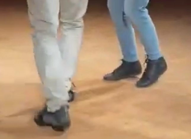 West Coast Swing: Alles, was 4/4 Takt hat....